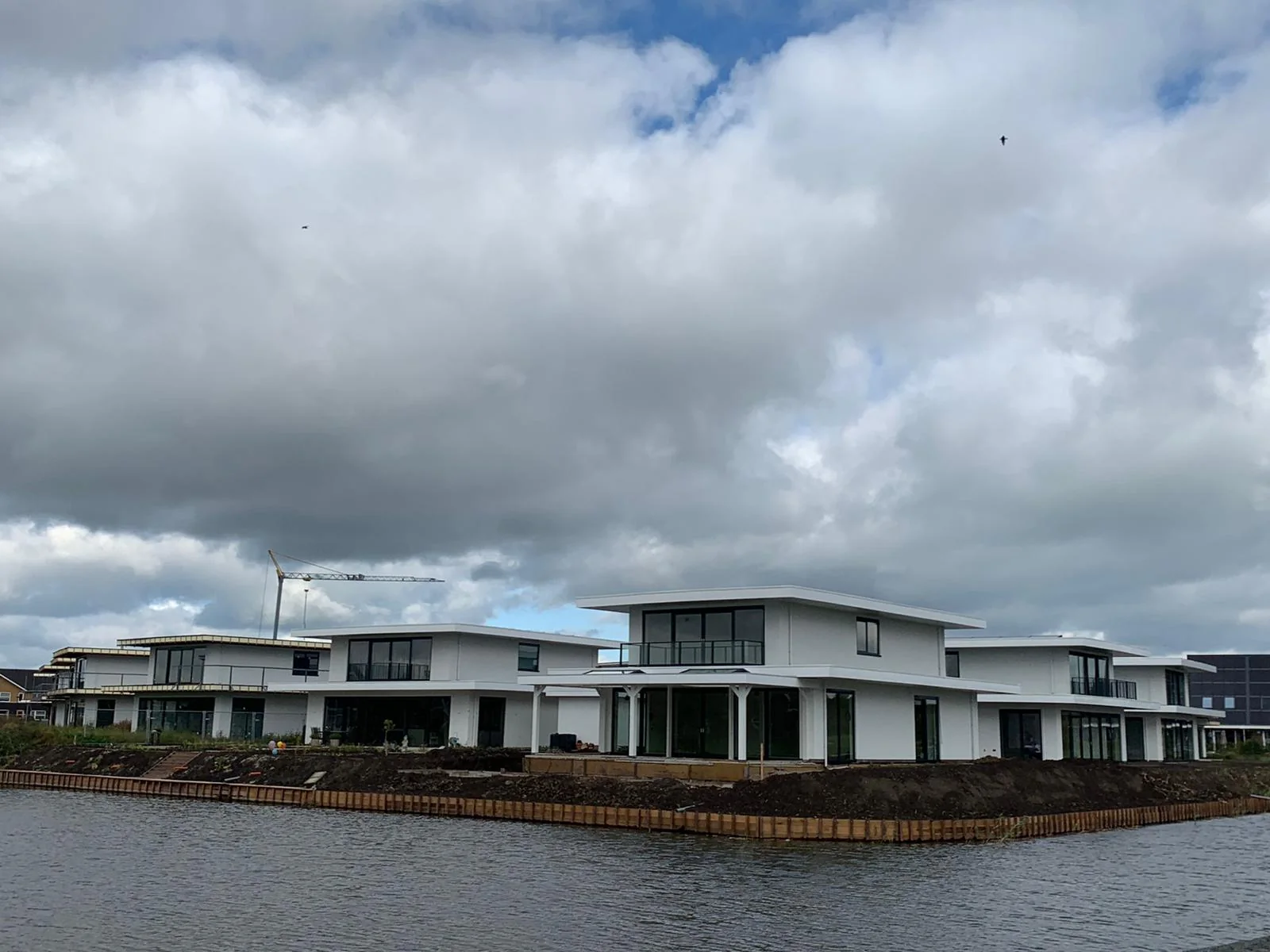 Twaalf moderne villa’s aan het water in Dronten